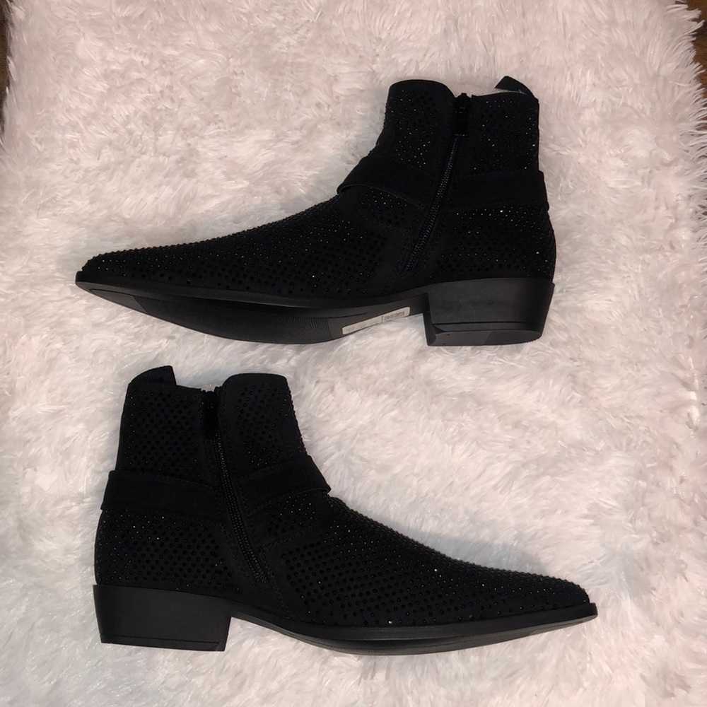 ASOS design Cuban heel western Chelsea boots